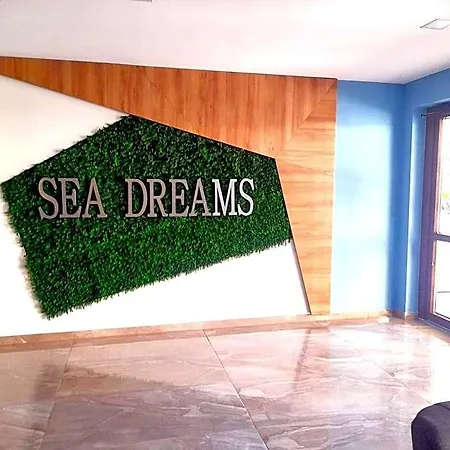 מלון דירות Sea Dreams 4*